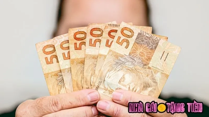 cach-nhan-thuong-nap-dau-max10